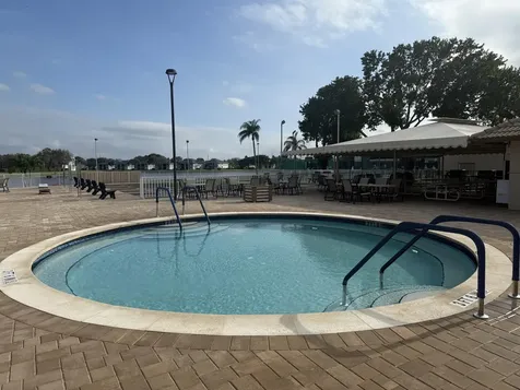15401 Pembridge Avenue Delray Beach FL 33484