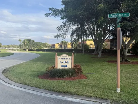 15401 Pembridge Avenue Delray Beach FL 33484
