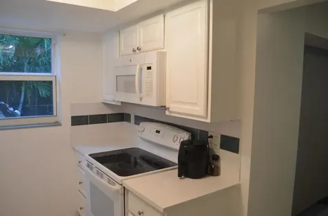 658 Ne 6th Court Boynton Beach FL 33435