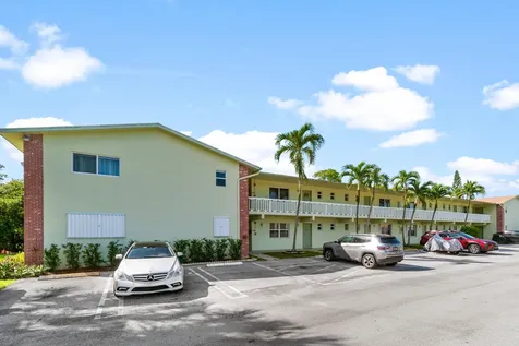658 Ne 6th Court Boynton Beach FL 33435