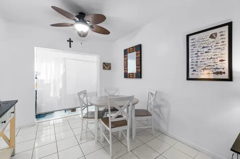 658 Ne 6th Court Boynton Beach FL 33435