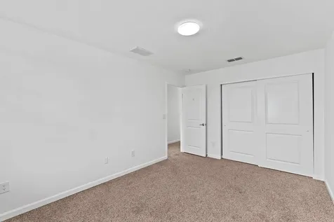 11704 Sw Bennington Circle Port Saint Lucie FL 34987