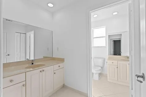11704 Sw Bennington Circle Port Saint Lucie FL 34987