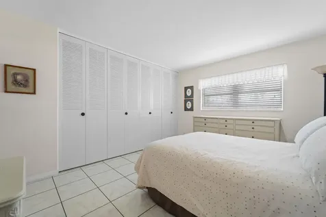 2842 Crosley Drive West Palm Beach FL 33415
