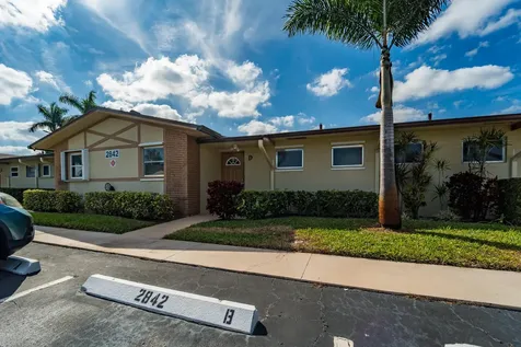 2842 Crosley Drive West Palm Beach FL 33415
