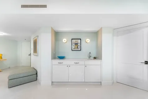 2778 S Ocean Boulevard Palm Beach FL 33480