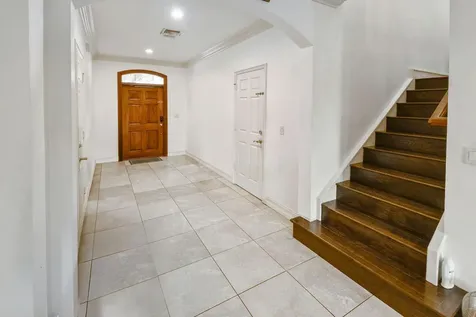 120 Via Villagio Hypoluxo FL 33462