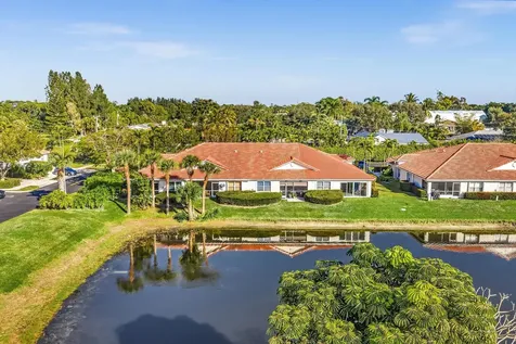 5104 N La Sedona Circle Delray Beach FL 33484