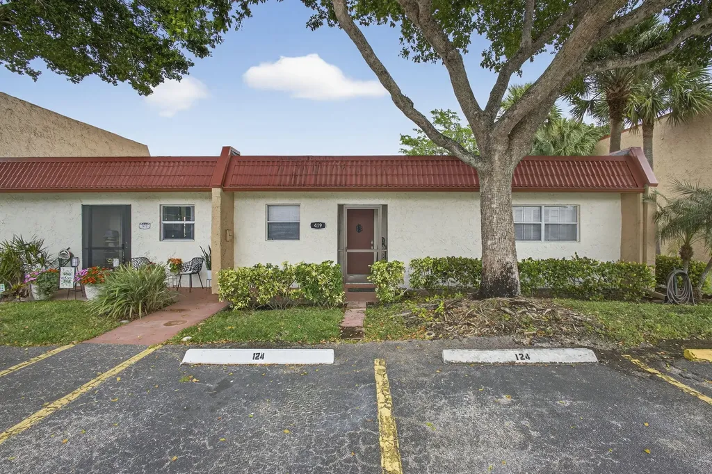 419 Lake Dora Drive West Palm Beach FL 33411