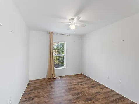 2436 42nd Place Vero Beach FL 32967