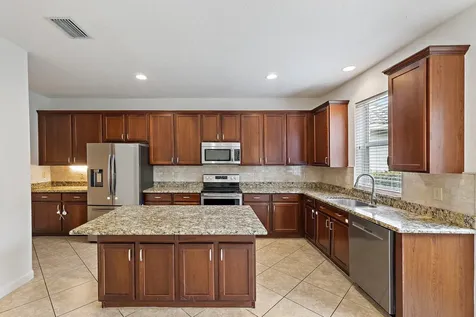 5903 Se Crooked Oak Avenue Hobe Sound FL 33455