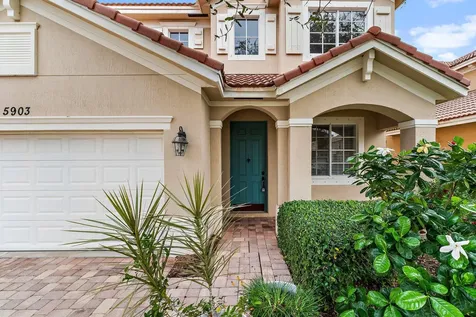 5903 Se Crooked Oak Avenue Hobe Sound FL 33455