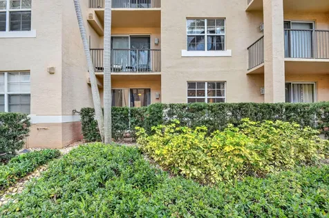 1805 N Flagler Drive West Palm Beach FL 33407
