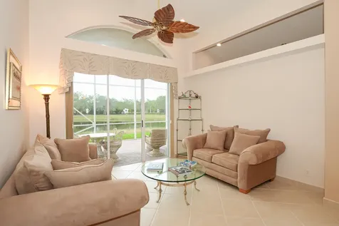 354 Nw Shoreview Drive Port Saint Lucie FL 34986