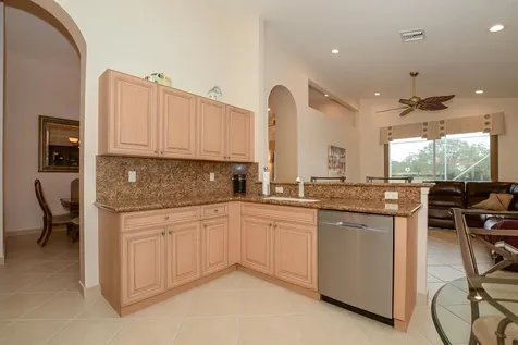 354 Nw Shoreview Drive Port Saint Lucie FL 34986