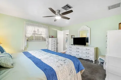 1220 Sw 25th Place Boynton Beach FL 33426