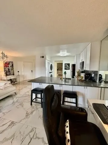1605 S Us Highway 1 Jupiter FL 33477