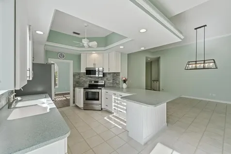 7945 Se Paurotis Lane Hobe Sound FL 33455