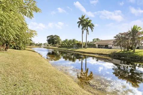 14616 Autumn Avenue Wellington FL 33414