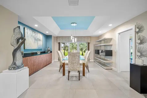 24 Oaks Lane Boynton Beach FL 33436