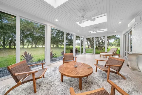 24 Oaks Lane Boynton Beach FL 33436