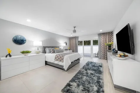 24 Oaks Lane Boynton Beach FL 33436