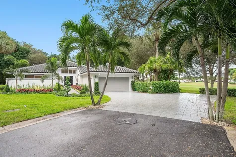 24 Oaks Lane Boynton Beach FL 33436