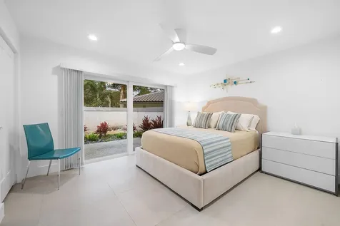 24 Oaks Lane Boynton Beach FL 33436