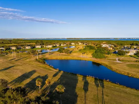 2 Vista Gardens Trail Vero Beach FL 32962