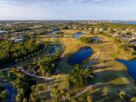 2 Vista Gardens Trail Vero Beach FL 32962