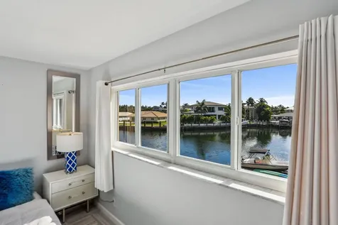 698 Ne Spanish River Boulevard Boca Raton FL 33431