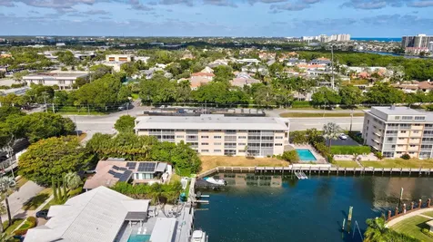 698 Ne Spanish River Boulevard Boca Raton FL 33431