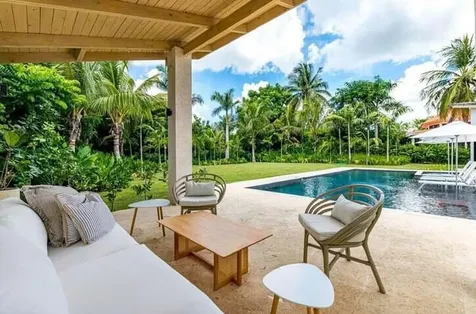 31 00 Casa De Campo DR 22000