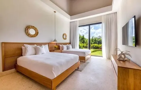 31 00 Casa De Campo DR 22000