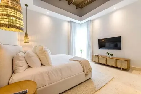 31 00 Casa De Campo DR 22000
