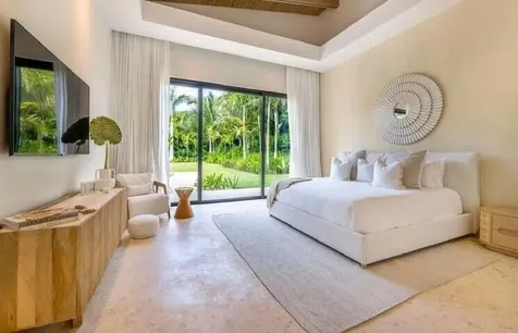 31 00 Casa De Campo DR 22000