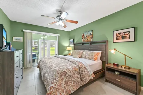 196 Grantham F Deerfield Beach FL 33442