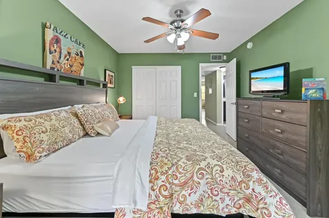 196 Grantham F Deerfield Beach FL 33442