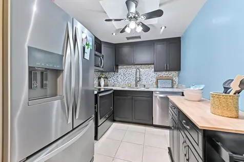 196 Grantham F Deerfield Beach FL 33442