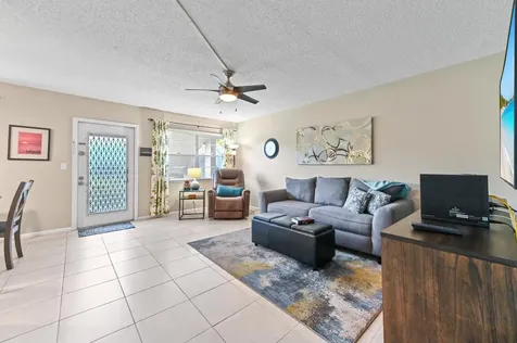 196 Grantham F Deerfield Beach FL 33442