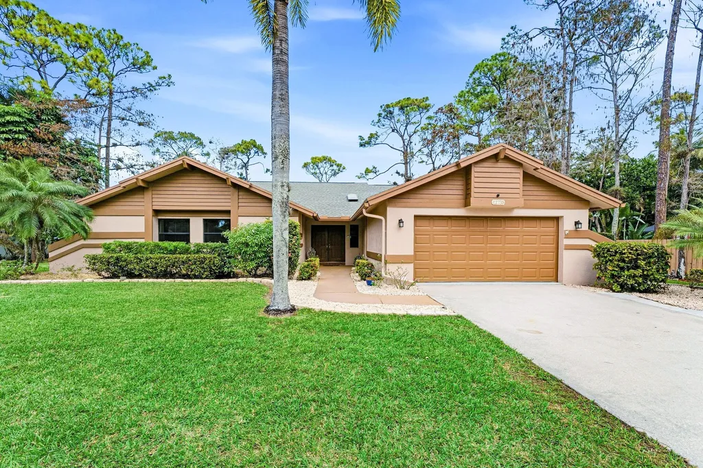 12735 Stone Pine Way Wellington FL 33414