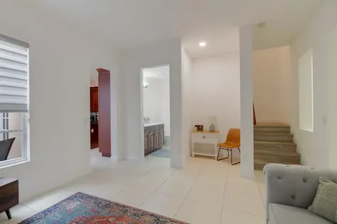 8257 Nw 8th Way Boca Raton FL 33487