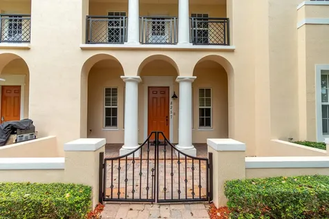 8257 Nw 8th Way Boca Raton FL 33487