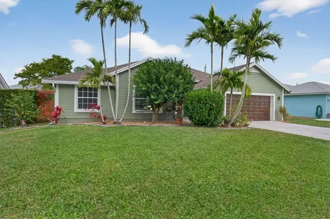 9275 Se Mercury Street Hobe Sound FL 33455