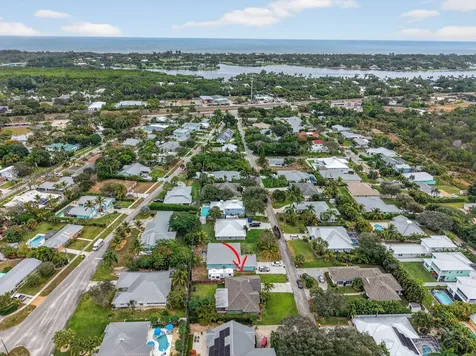 9275 Se Mercury Street Hobe Sound FL 33455
