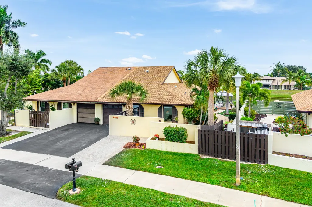419 Sw 28th Avenue Delray Beach FL 33445