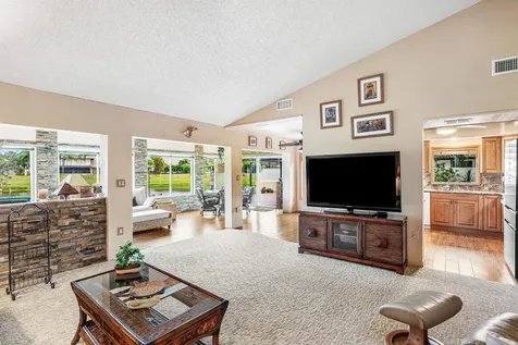 419 Sw 28th Avenue Delray Beach FL 33445