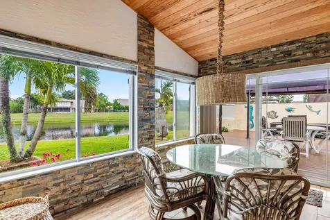 419 Sw 28th Avenue Delray Beach FL 33445