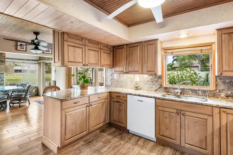419 Sw 28th Avenue Delray Beach FL 33445