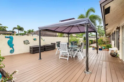 419 Sw 28th Avenue Delray Beach FL 33445